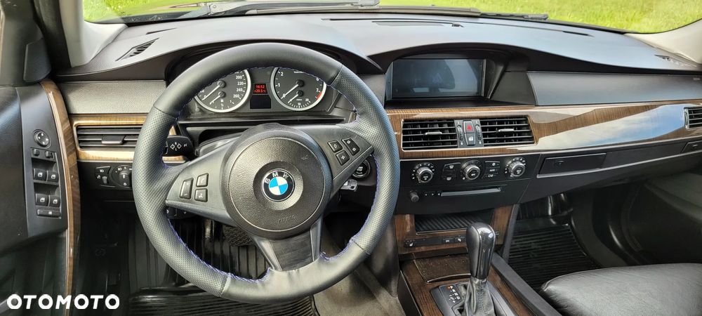 BMW Seria 5 - 25