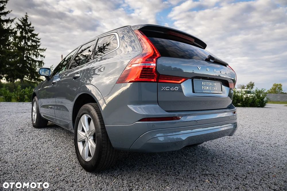Volvo XC 60 B4 D Geartronic Momentum Pro - 9