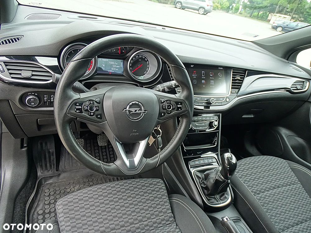 Opel Astra 1.4 T Dynamic - 32