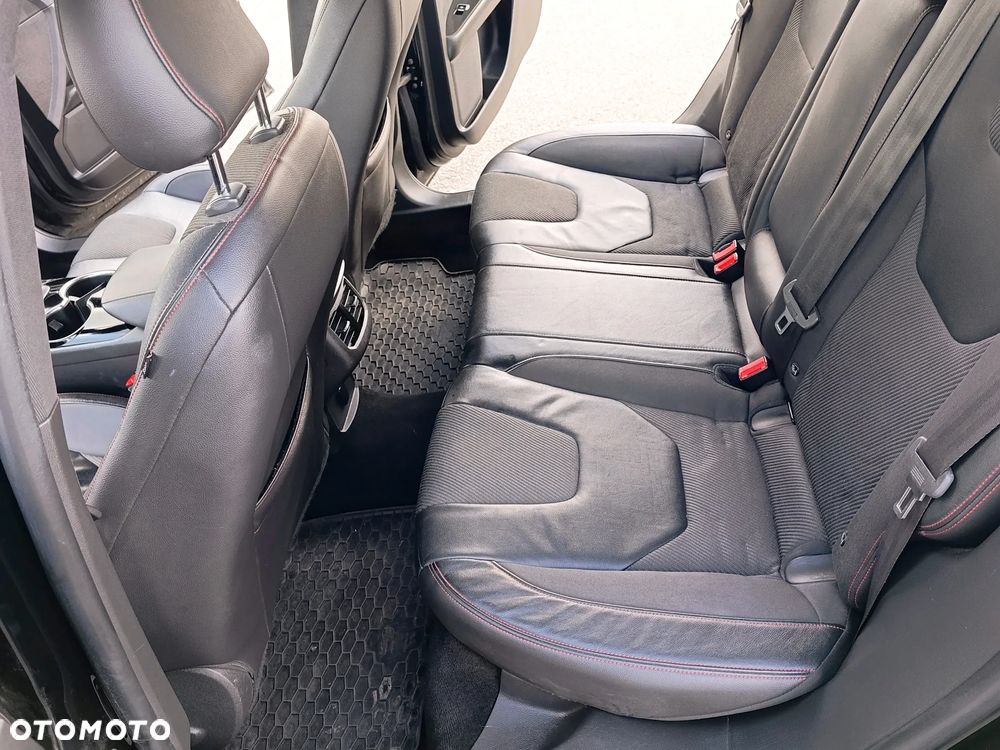 Ford Mondeo - 11