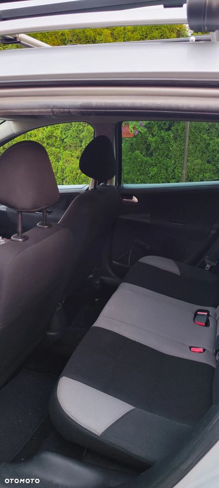 Peugeot 207 1.4 Trendy - 5