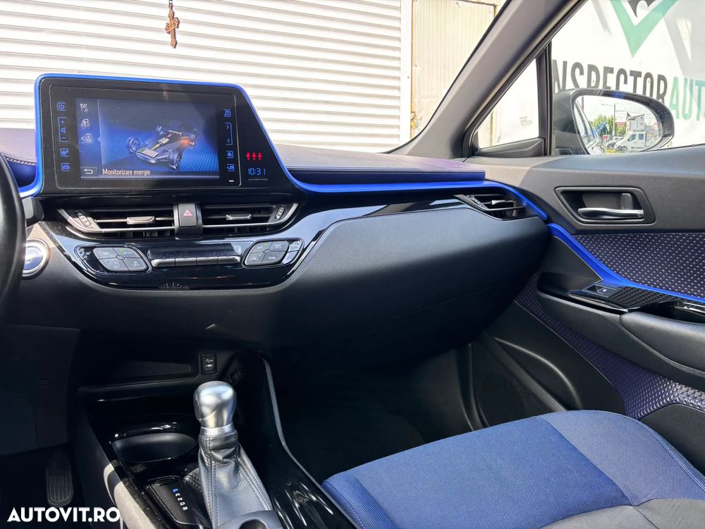 Toyota C-HR Lounge - 27