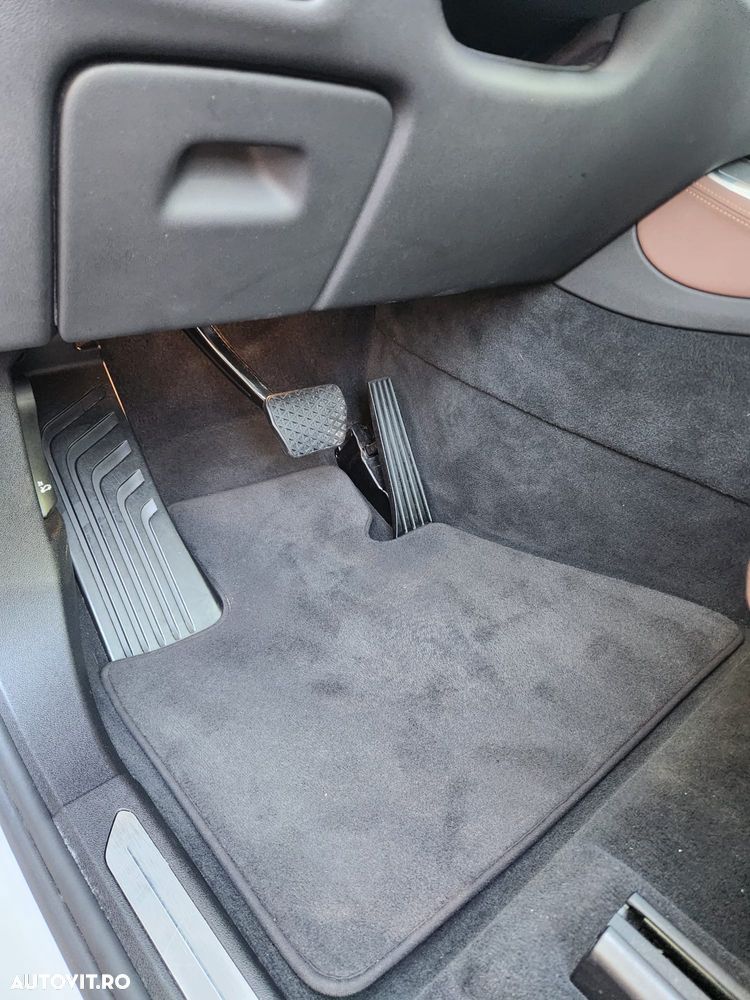 BMW X5 xDrive45e - 22