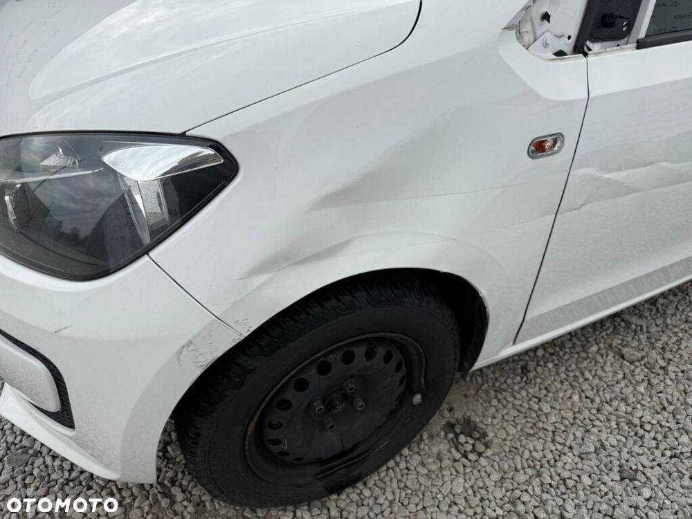 Volkswagen up! club - 30