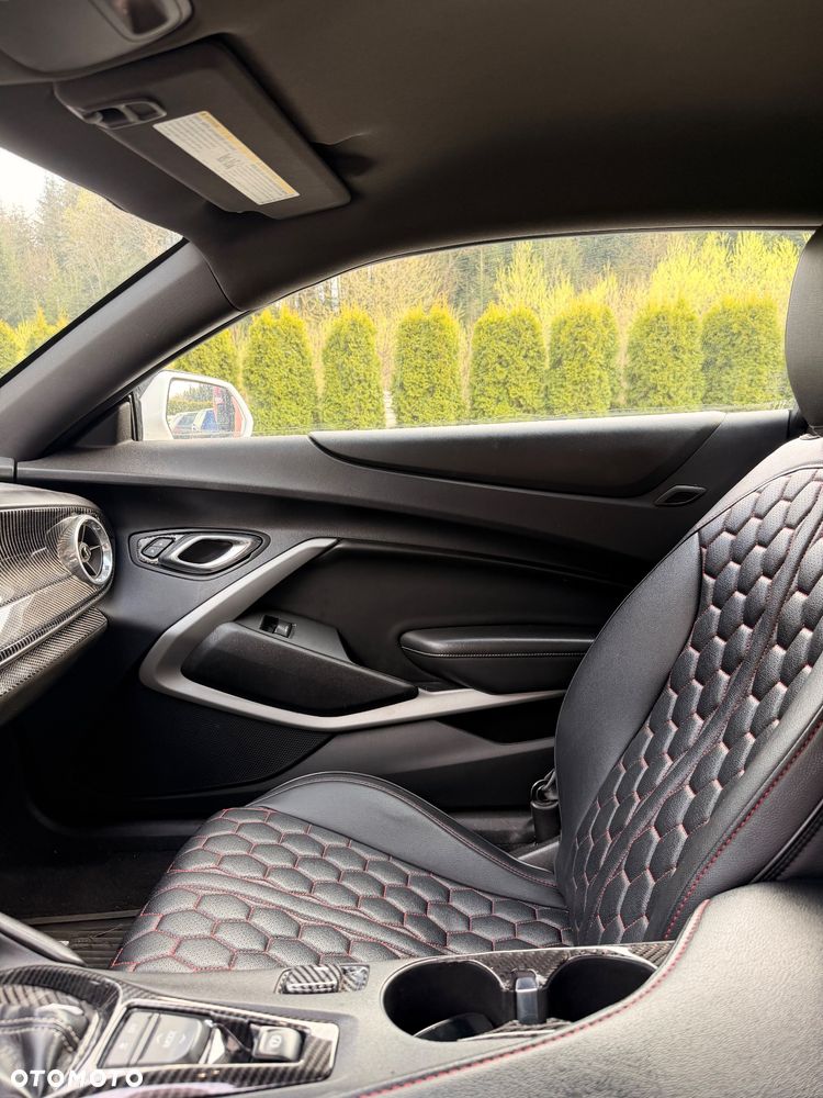 Chevrolet Camaro 3.6 V6 Coupe 2LT - 29