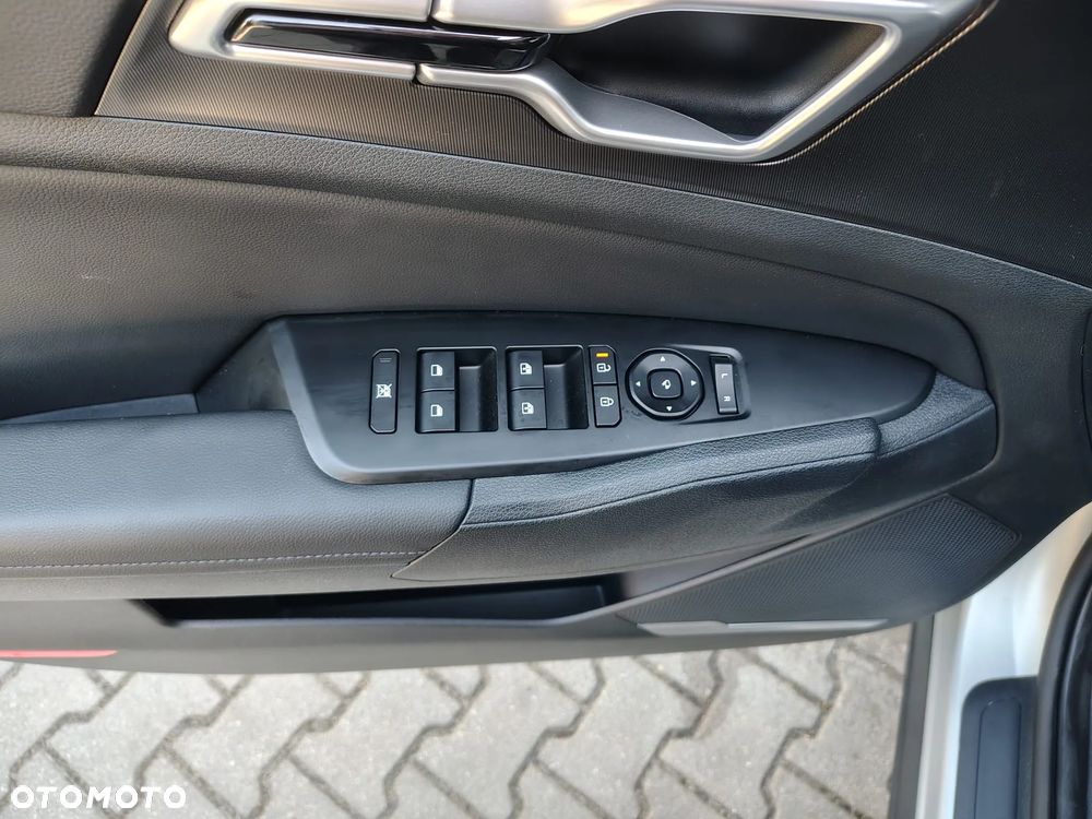 Kia Sportage 1.6 T-GDI Black Edition 2WD DCT - 21
