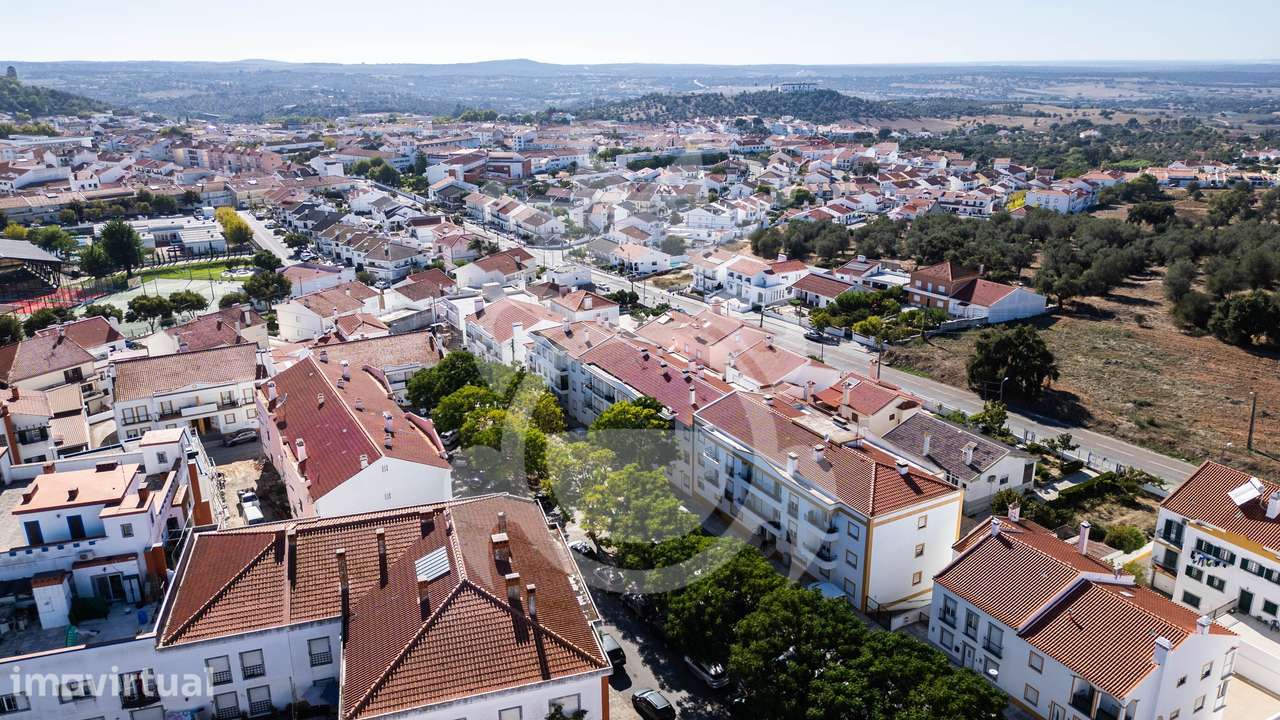Apartamento T3 com garagem e armazém - Grande imagem: 5/35