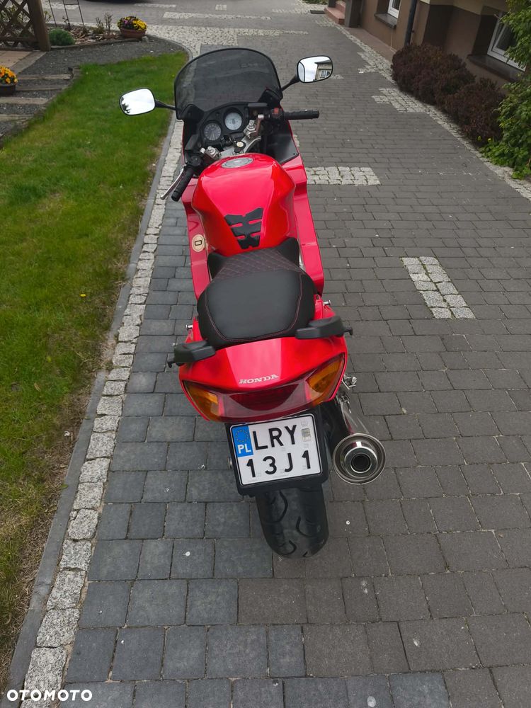 Honda VFR - 2