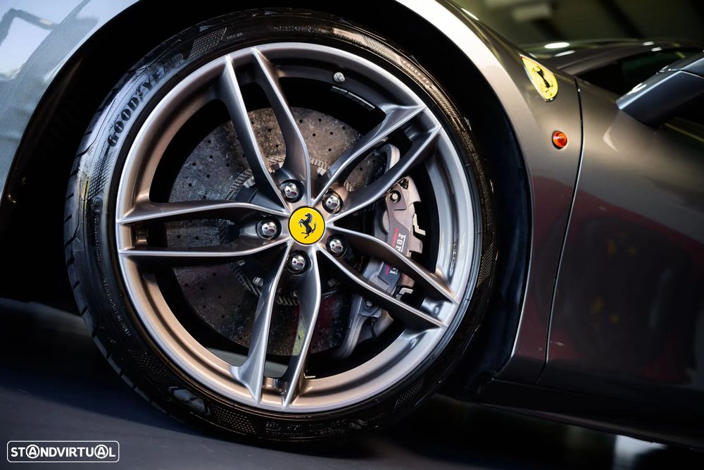 Ferrari 488 GTB - 8