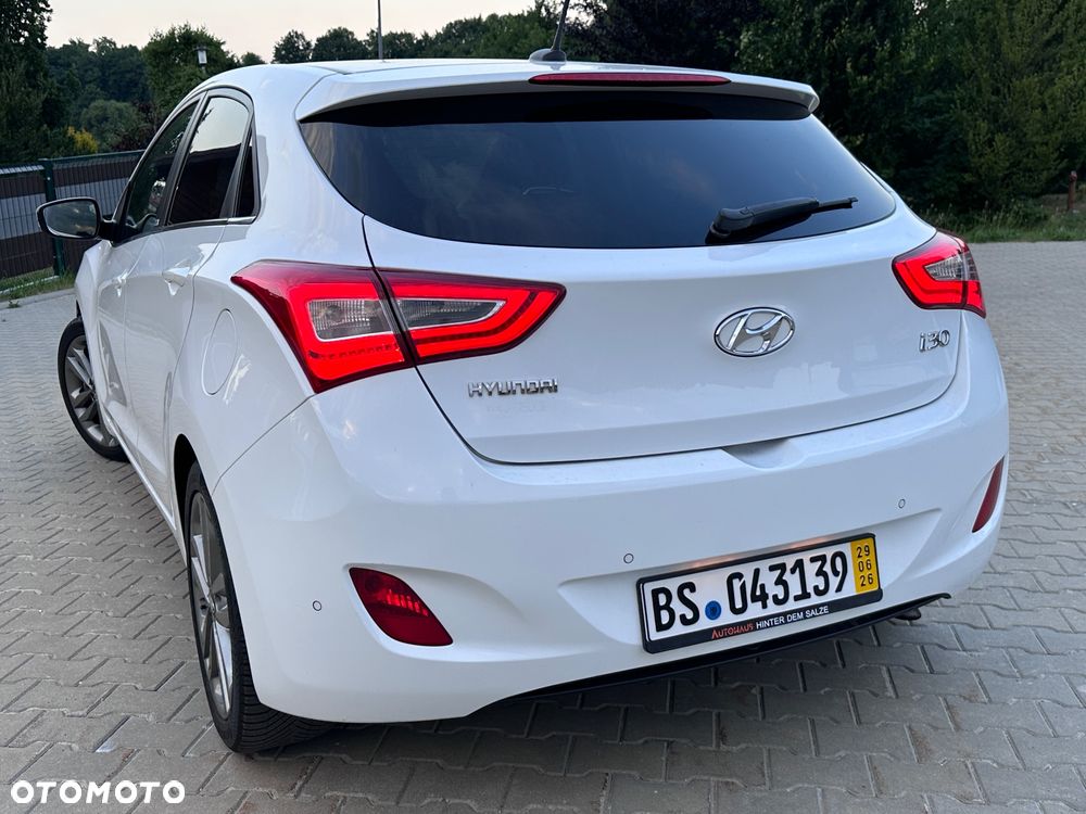 Hyundai i30 blue 1.6 GDI Passion - 5