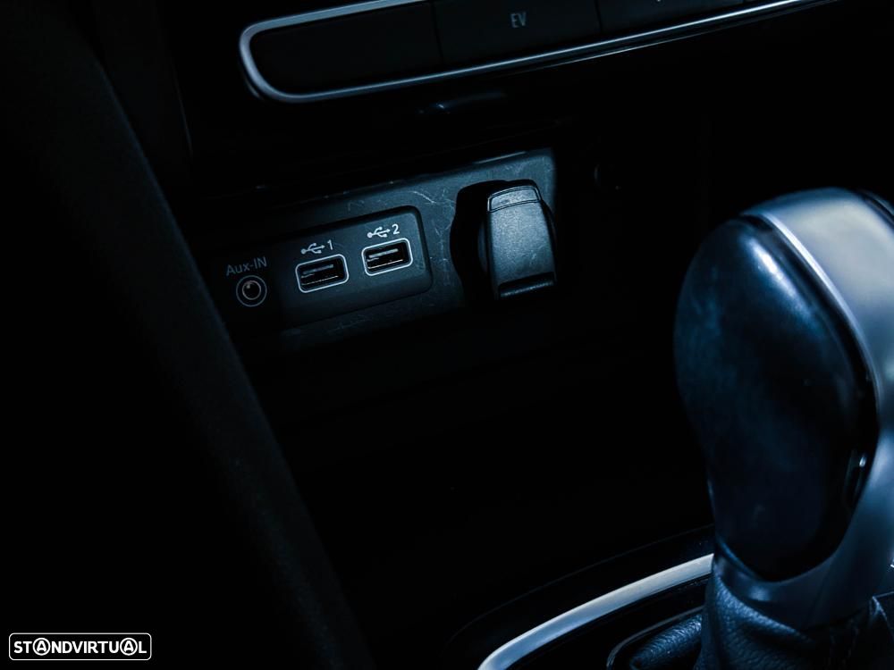 Renault Mégane 1.6 Plug-In Limited - 52