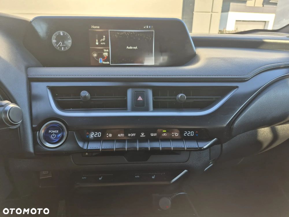 Lexus UX 250h GPF Business Edition 2WD - 17