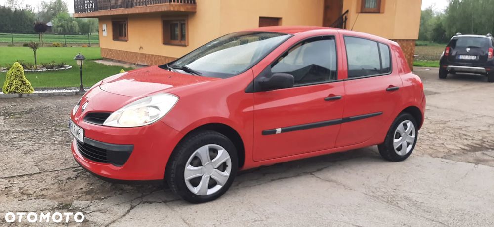 Renault Clio - 9