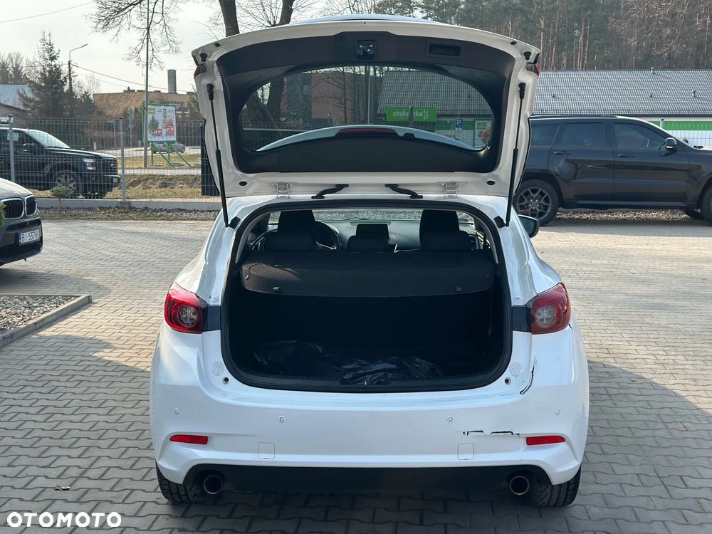 Mazda 3 - 9