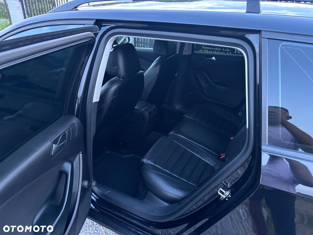 Volkswagen Passat - 10