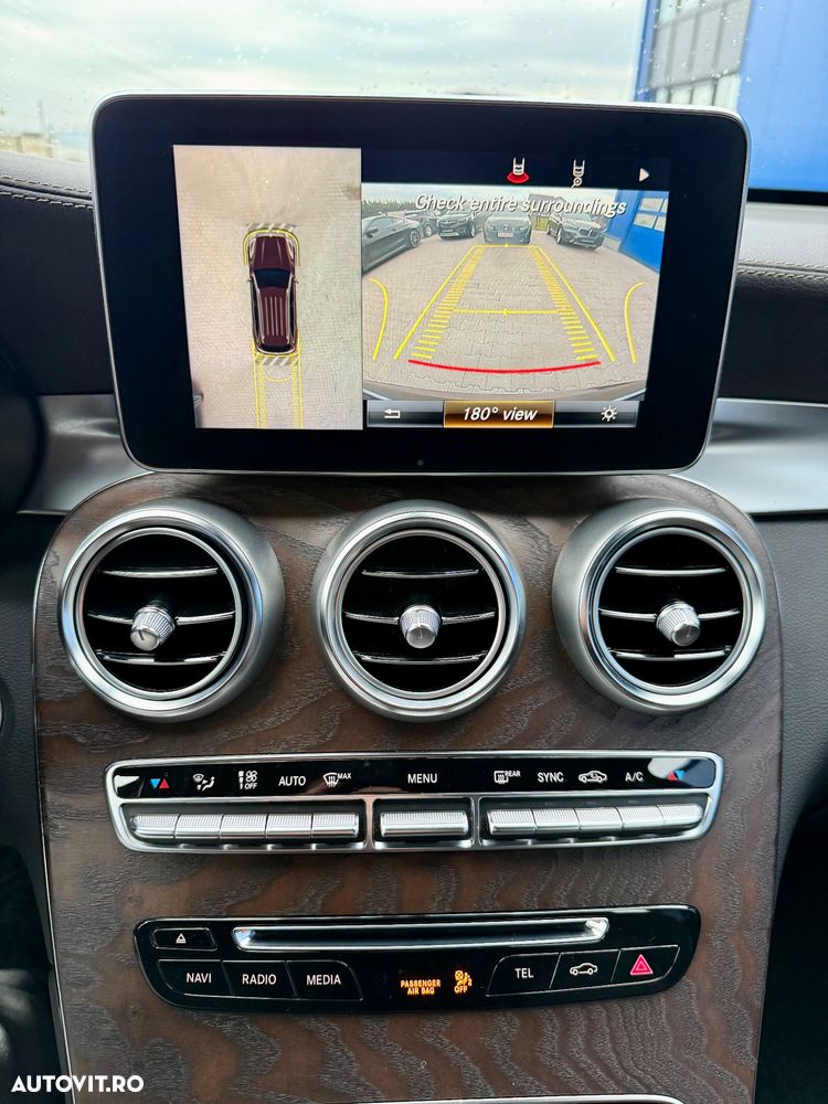 Mercedes-Benz GLC 250 4MATIC 9G-TRONIC AMG Line - 12