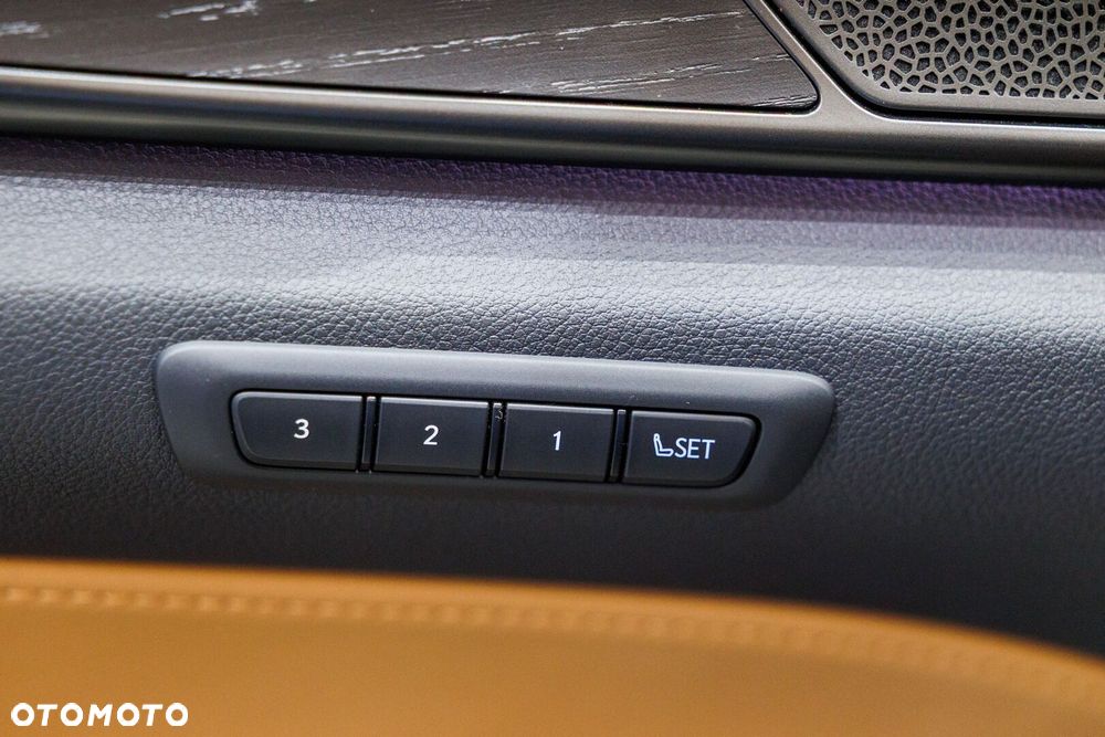 Lexus NX 350h Omotenashi AWD - 36
