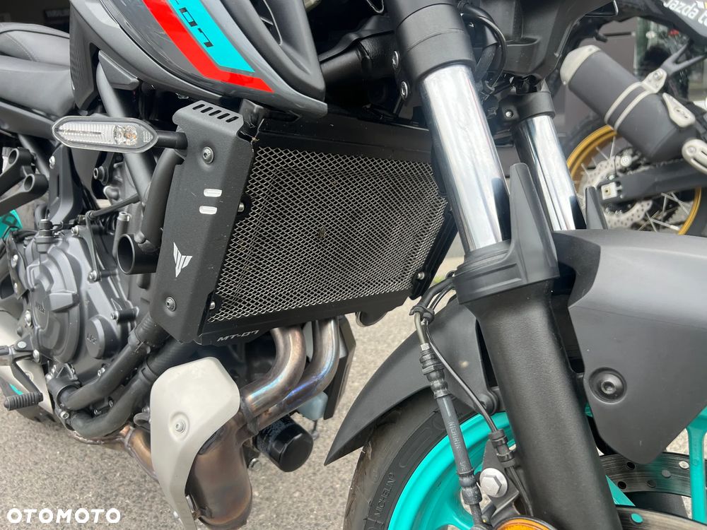 Yamaha MT - 6