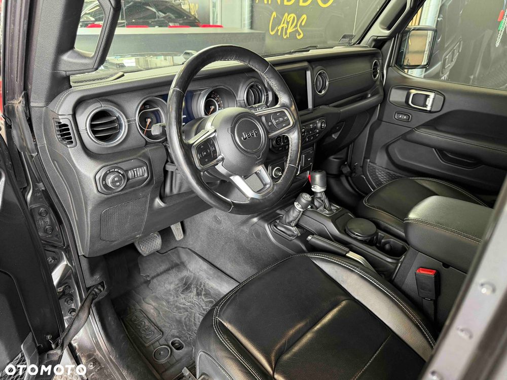 Jeep Wrangler Unlimited GME 2.0 Turbo Sahara - 16