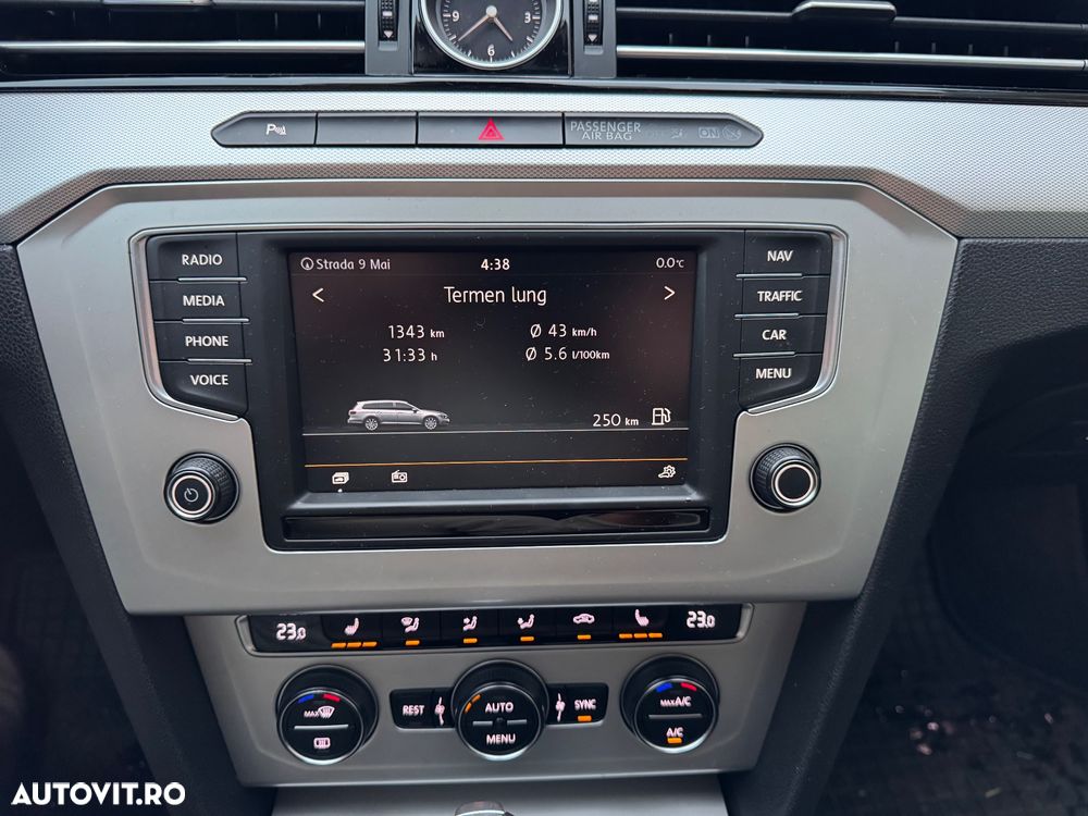 Volkswagen Passat - 17