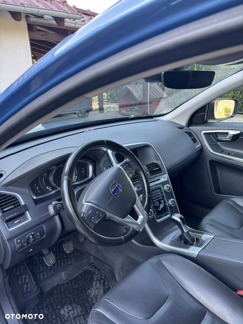 Volvo XC 60 D3 Linje Inscription - 9