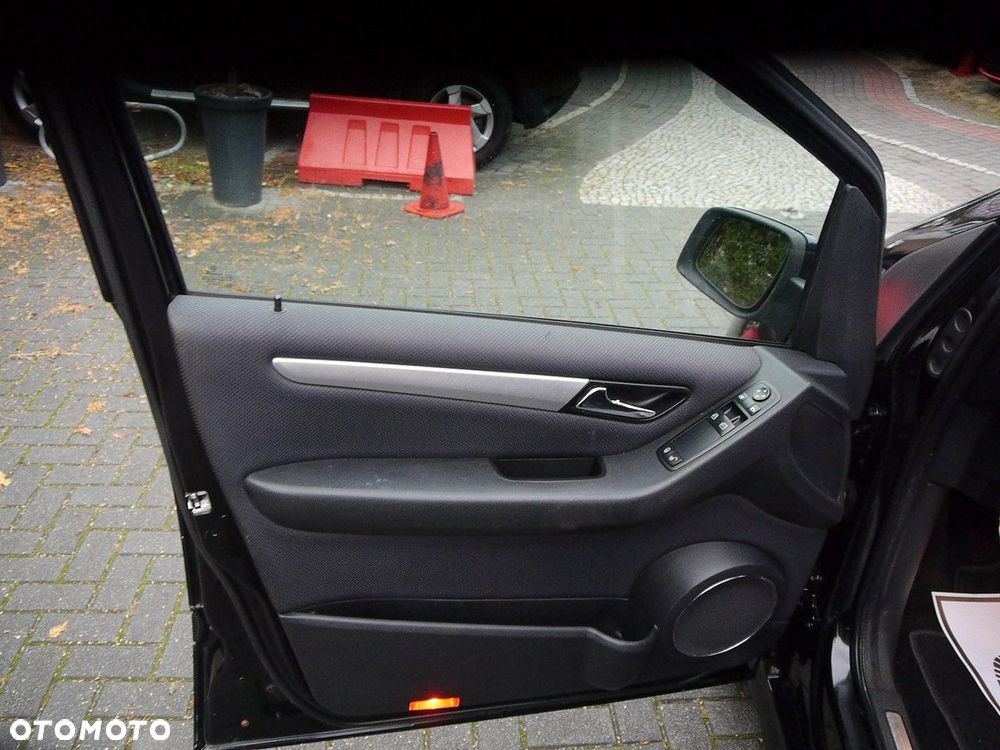 Mercedes-Benz Klasa B - 29