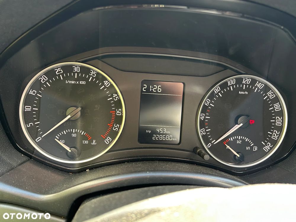 Skoda Octavia 1.6 TDI Active - 6