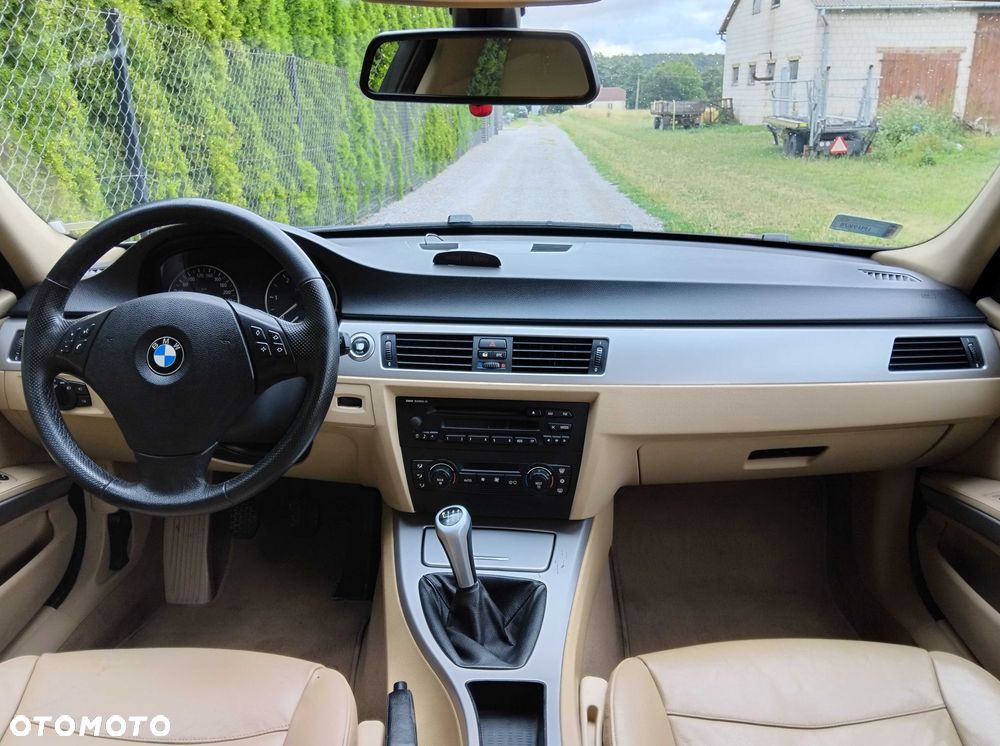 BMW Seria 3 - 8