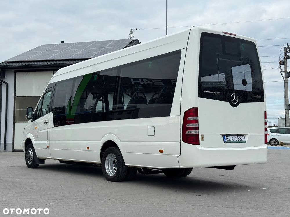 Mercedes-Benz Sprinter - 15