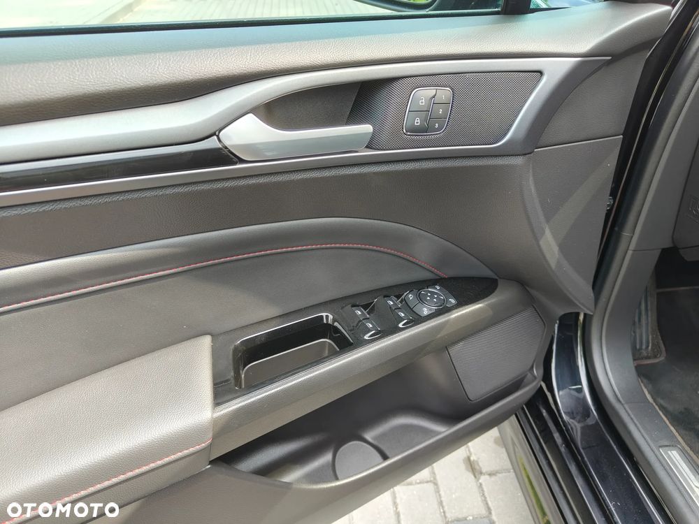 Ford Mondeo 2.0 TDCi PowerShift-Aut Allrad ST-Line - 31