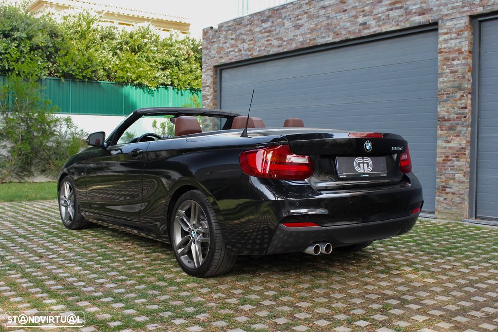 BMW 225 d Cabrio Pack M Auto - 32