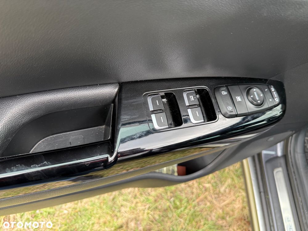 Kia Sportage 2.0 CRDI GT Line 4WD - 11