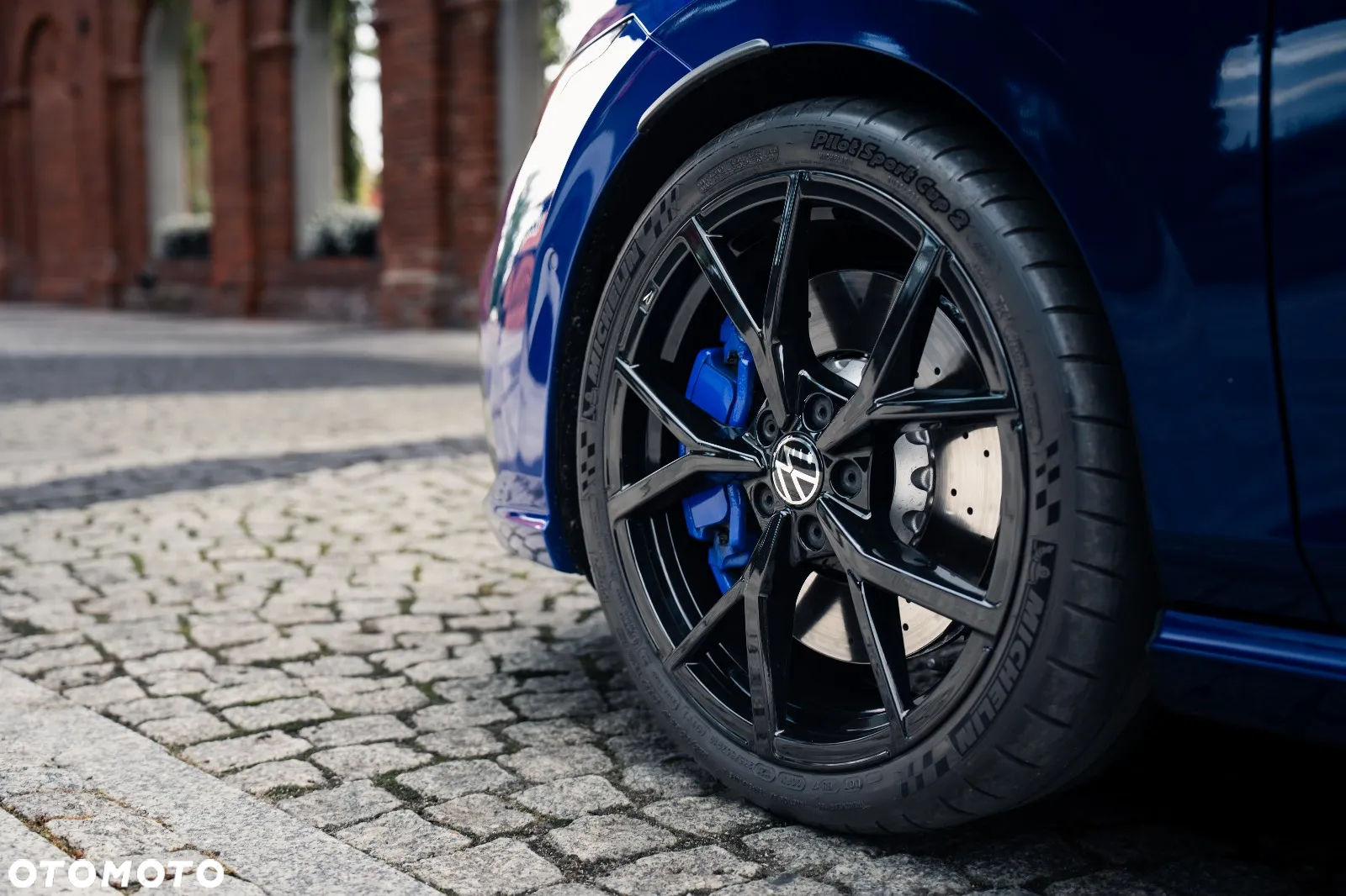 Volkswagen Golf 2.0 TSI OPF 4Motion DSG R - 16