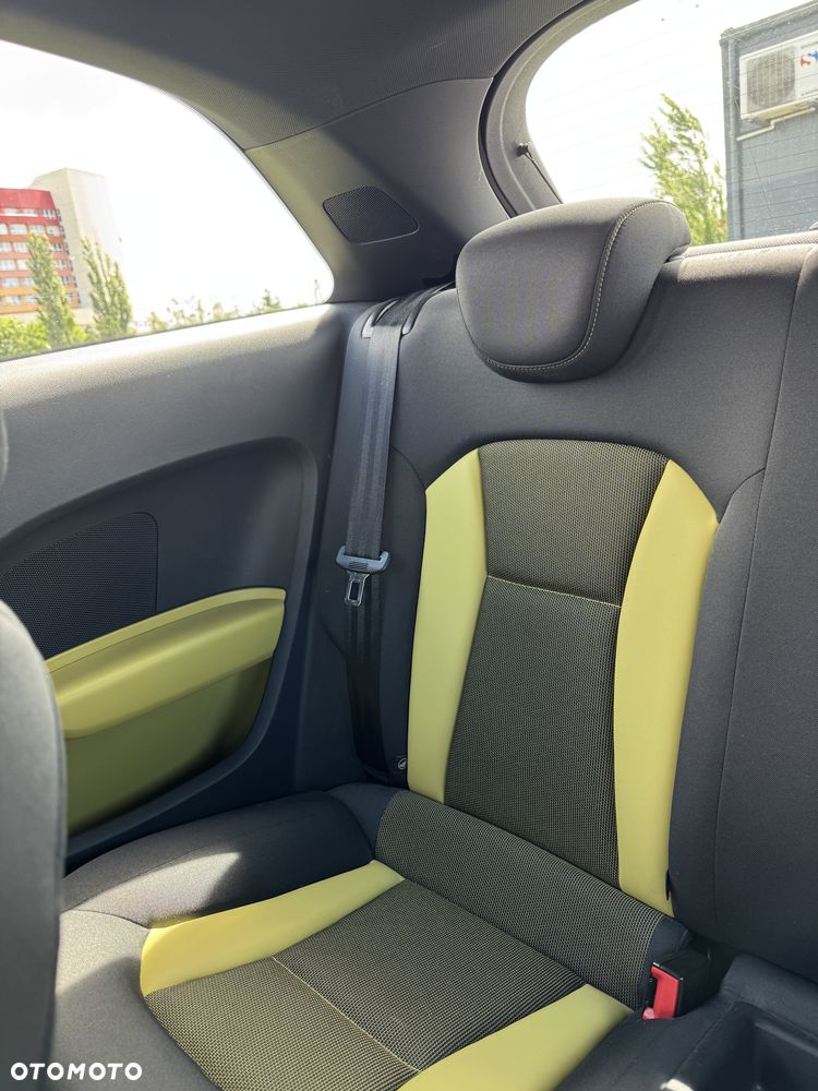 Audi A1 3-drzwiowe 2.0 TDI Ambition - 11