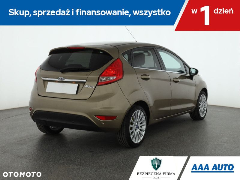 Ford Fiesta - 6