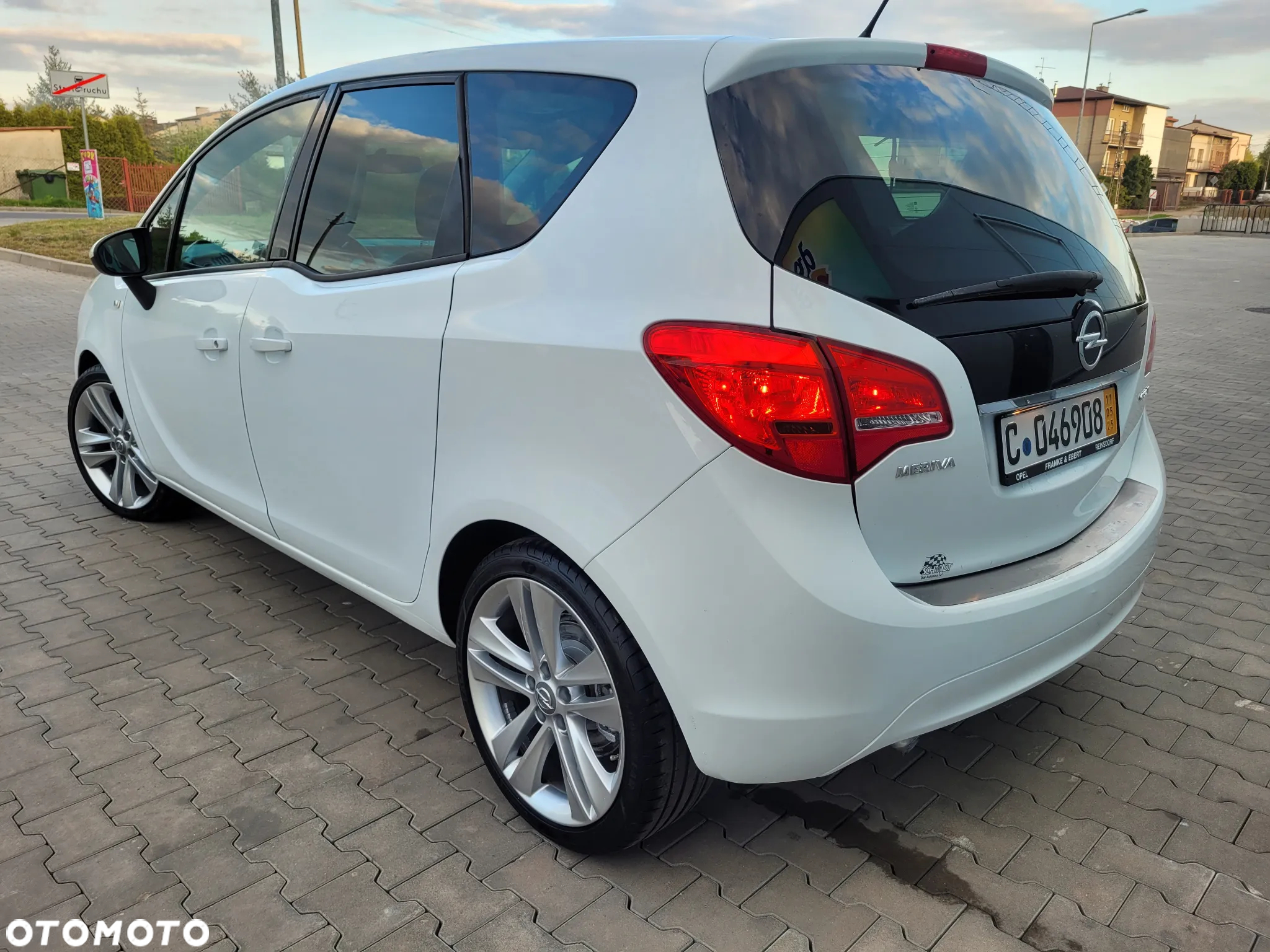 Opel Meriva 1.4 Color Edition - 11