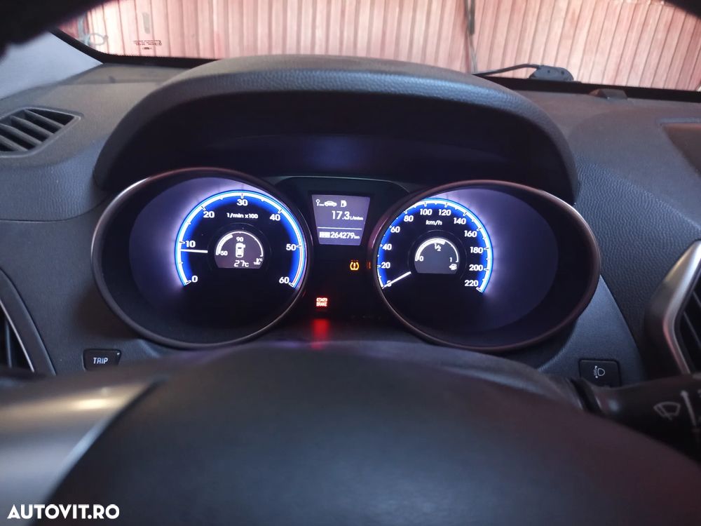 Hyundai ix35 2.0 CRDI 4WD Comfort - 11