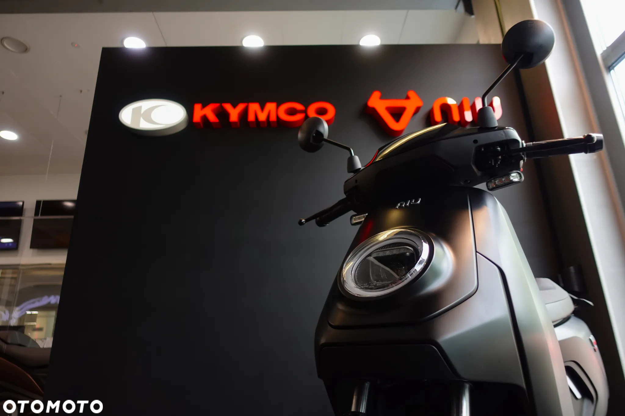 Niu M - 7