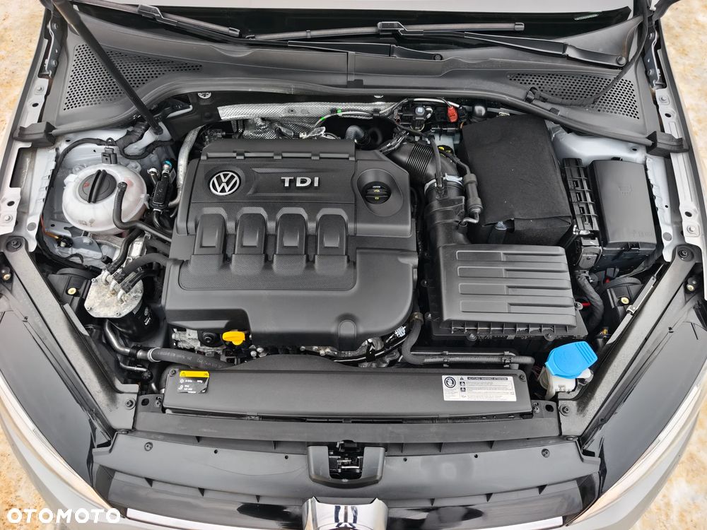 Volkswagen Golf 2.0 TDI BlueMotion Technology Allstar - 24