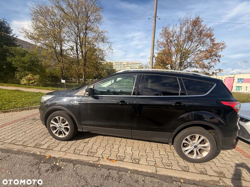 Ford Kuga - 4