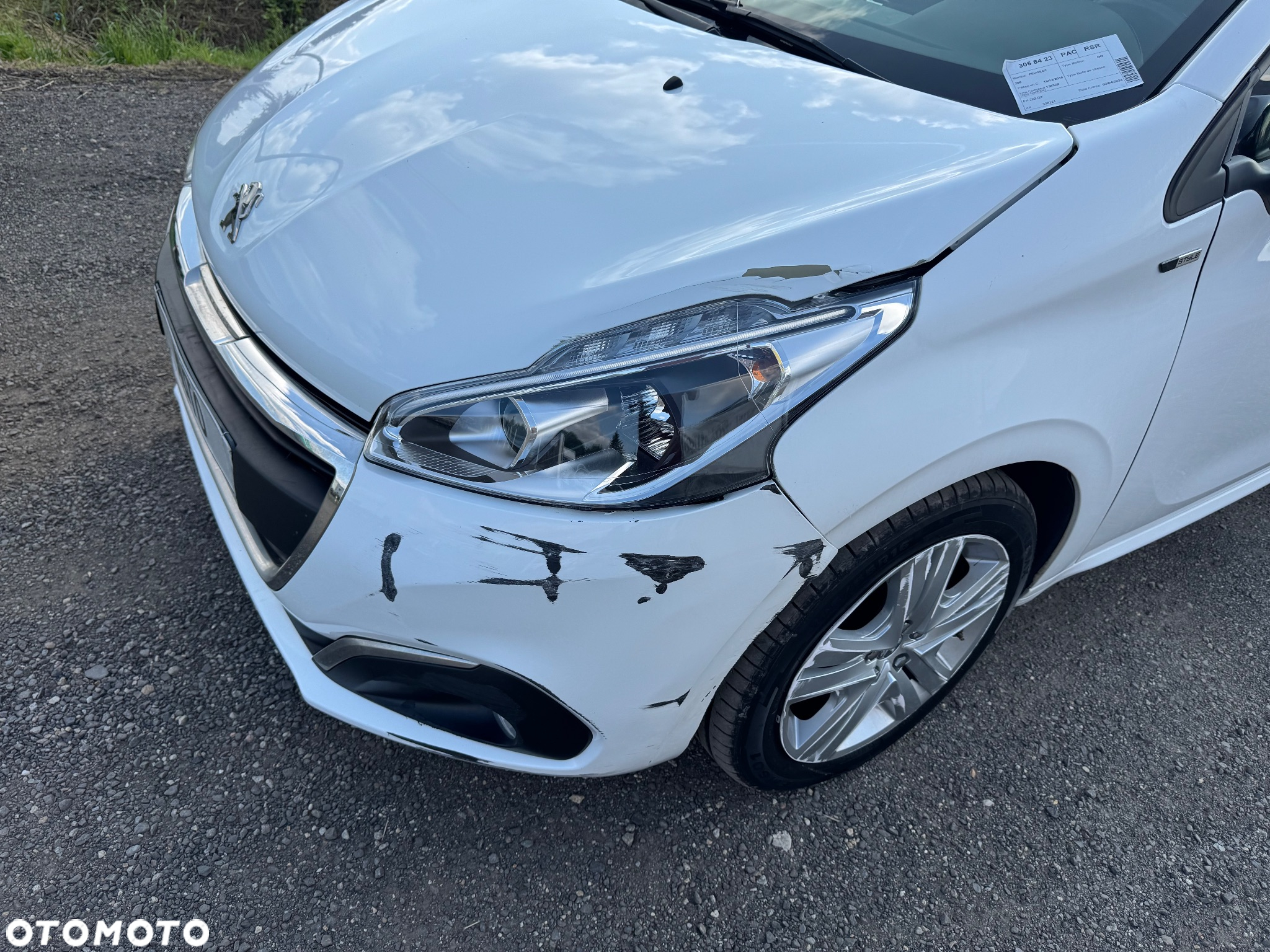 Peugeot 208 1.6 BlueHDi Active - 4