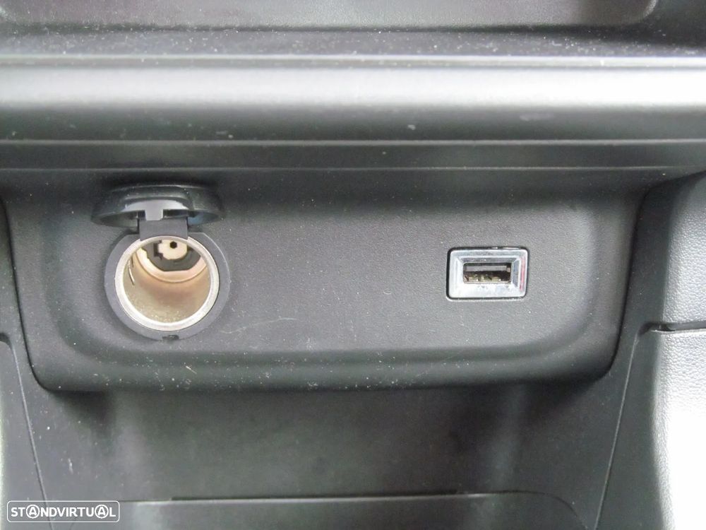 Citroën C3 Pure Tech S&S Shine - 25