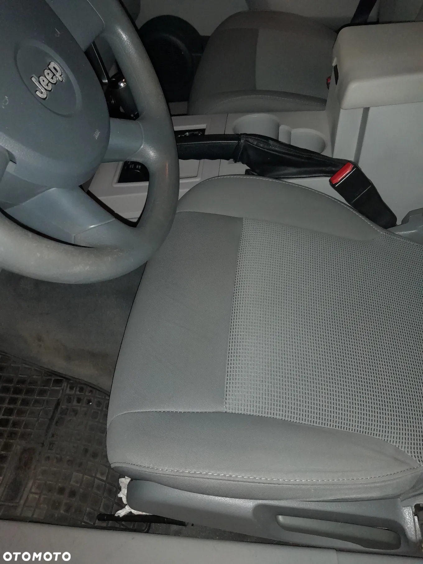 Jeep Liberty 3.7 4x4 - 24