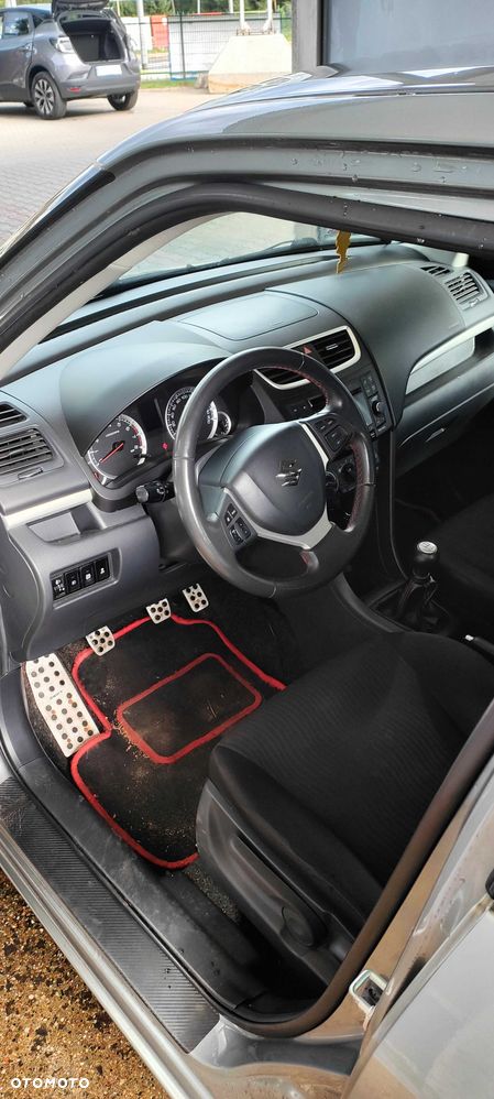 Suzuki Swift - 5