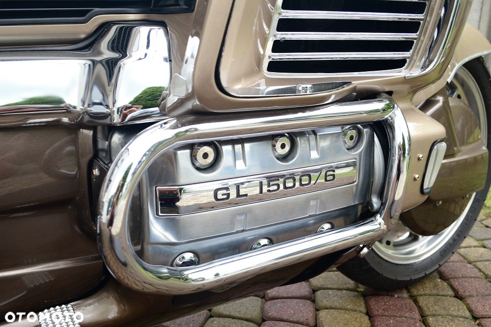 Honda GL - 32