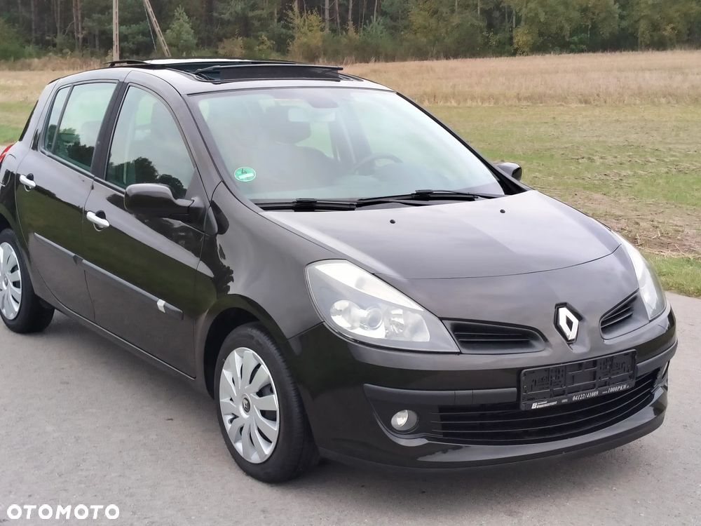 Renault Clio 1.2 16V Luxe Privilege - 4