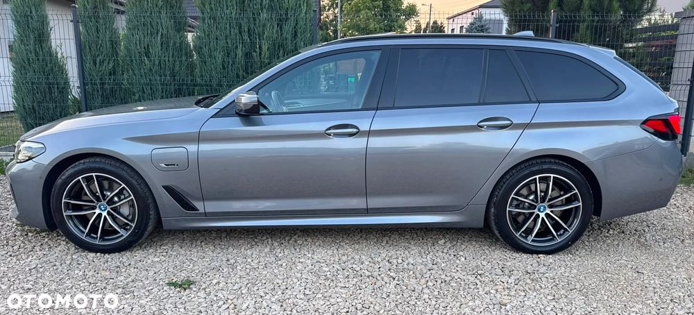 BMW Seria 5 530e xDrive M Sport sport - 40