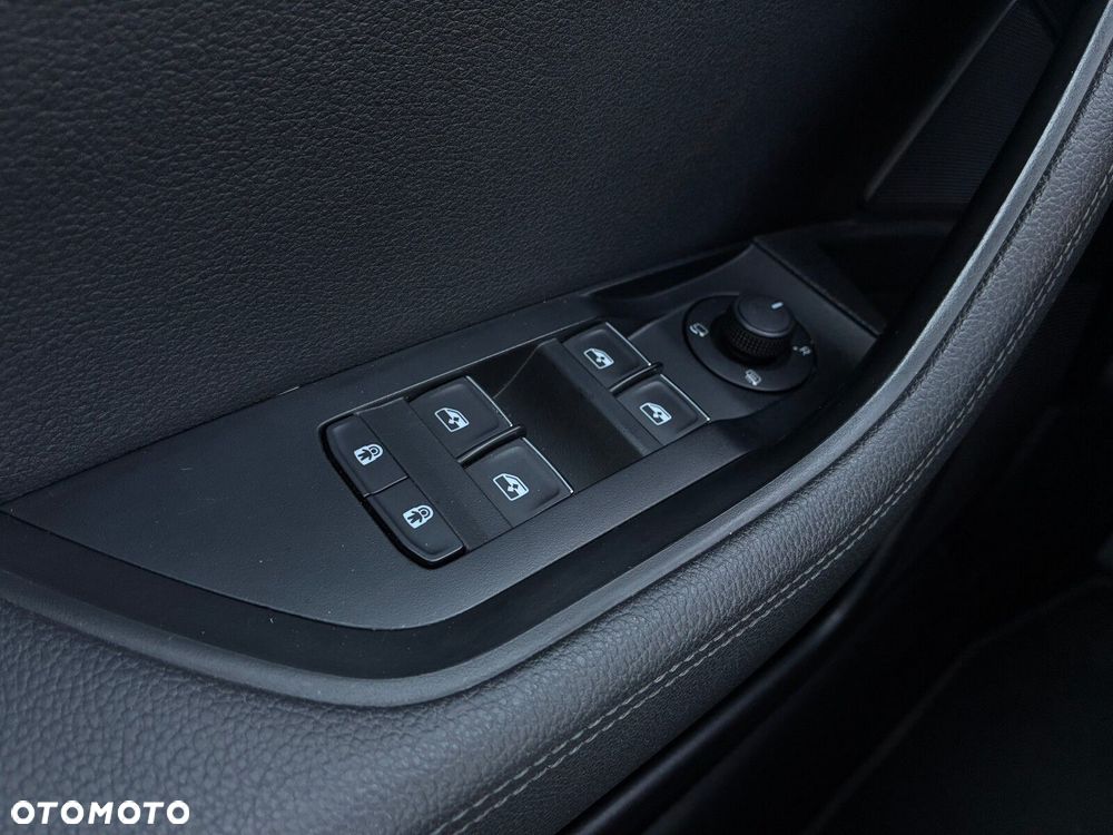 Skoda Superb - 32