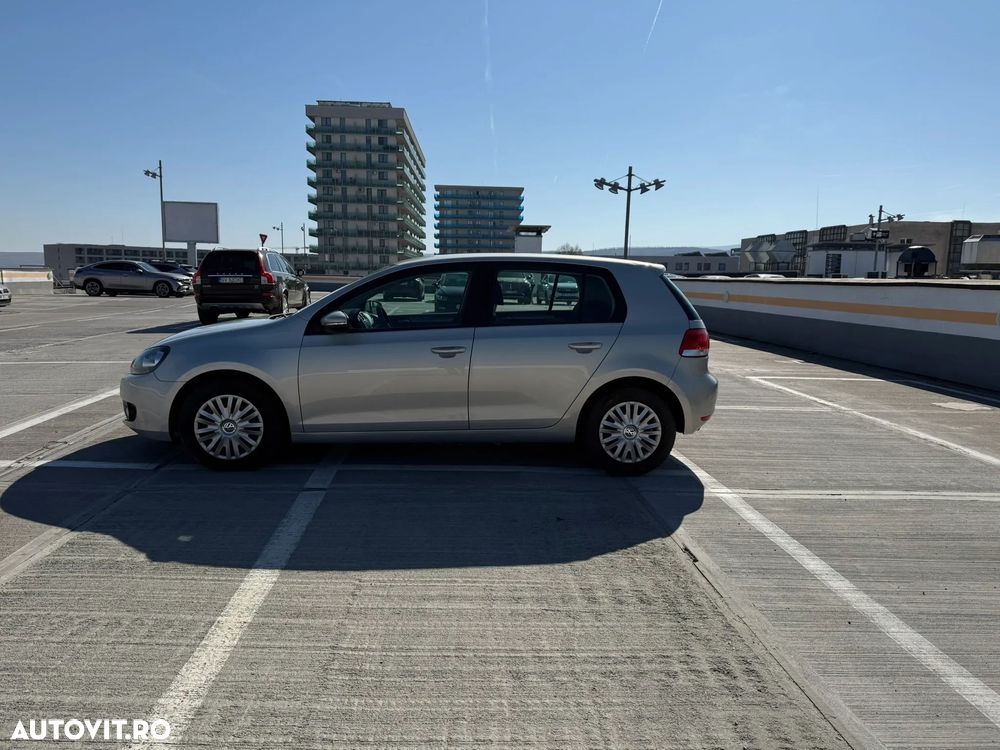 Volkswagen Golf 2.0 TDI DPF Trendline - 7
