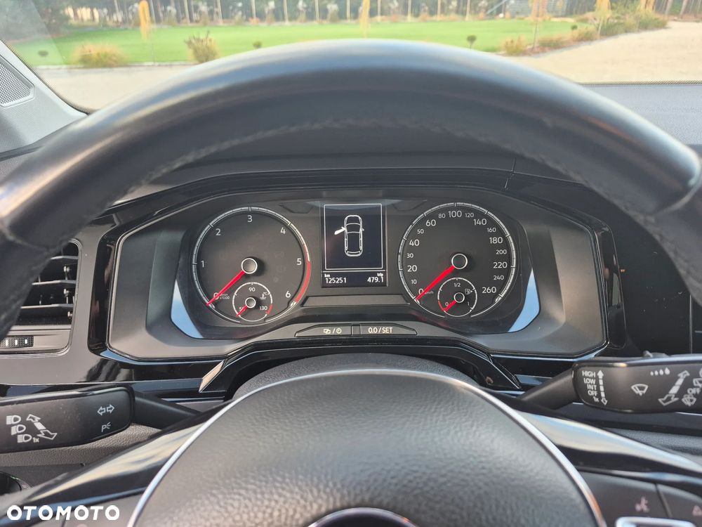 Volkswagen Polo - 15
